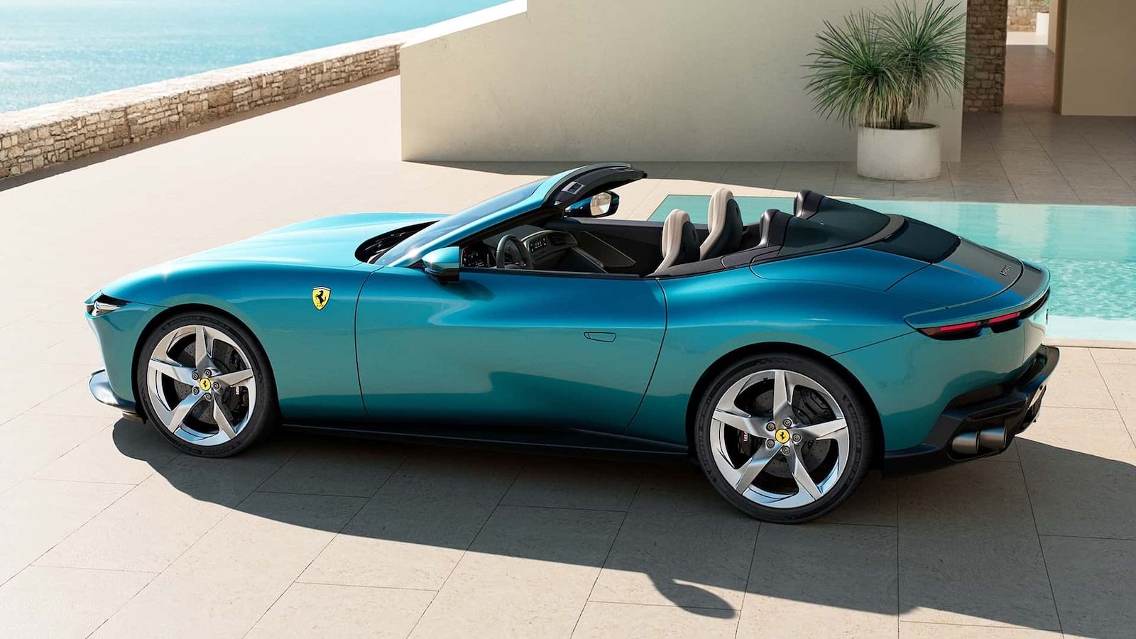 Ferrari Amalfi Spider: Παρουσιάστηκε o ανοιχτός πειρασμός των 631 ίππων